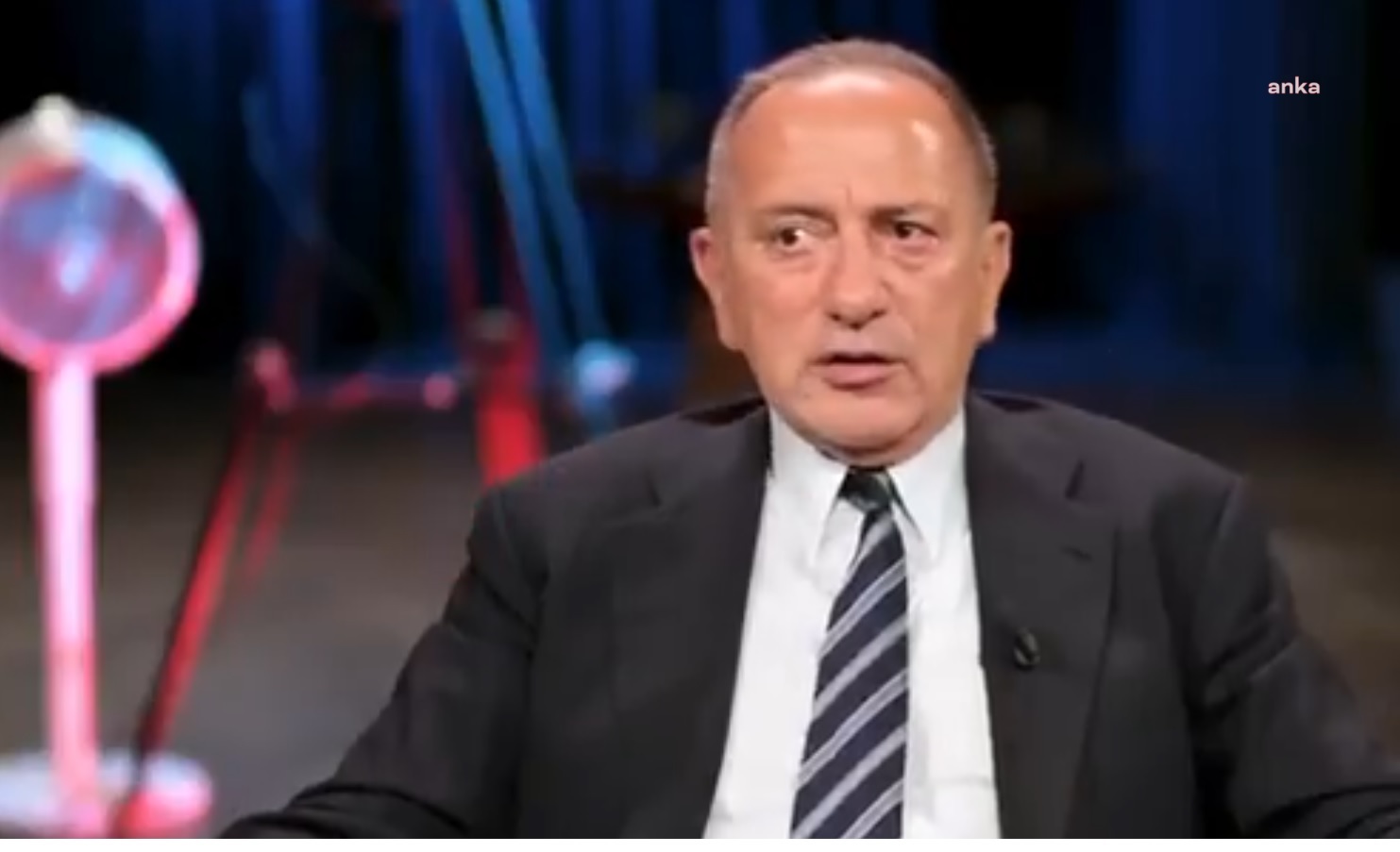 Fatih Altaylı gözaltına alındı